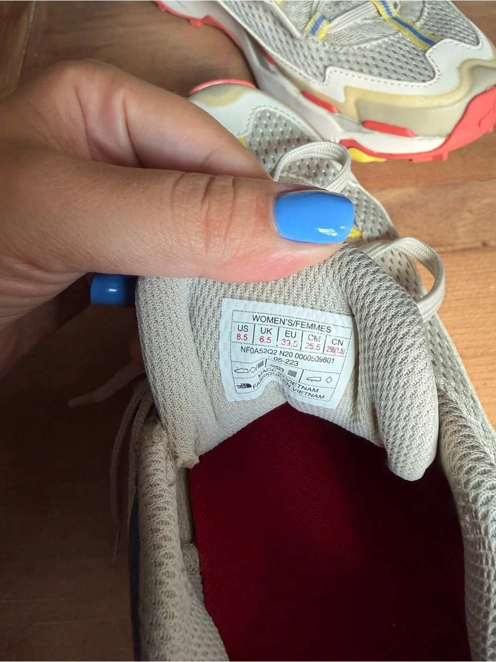The North Face Women’s Vectiv Trail Sneakers